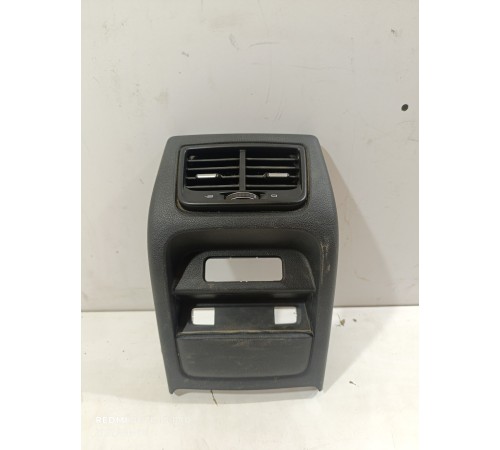 Накладка центральной консоли задняя