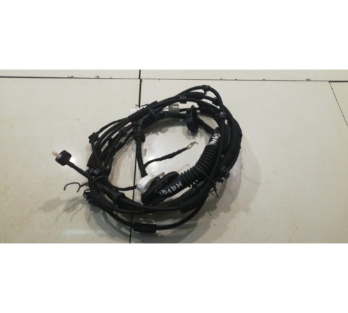 Электропроводка крышки багажника