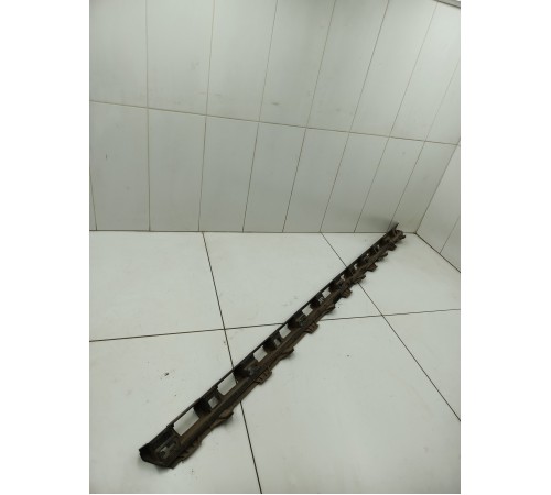 Кронштейн порога левый