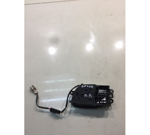 Ручка двери (передняя, левая, внутренняя)