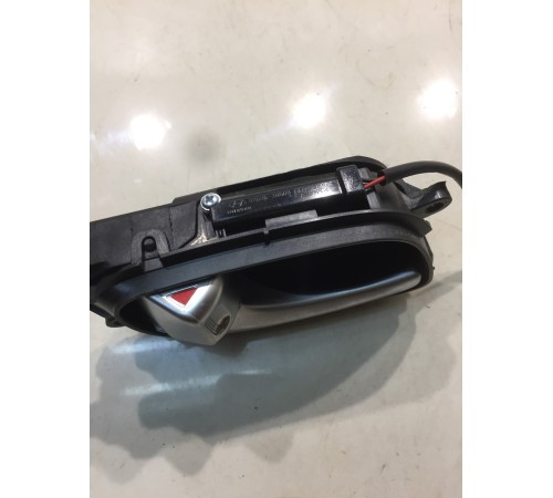 Ручка двери (передняя, левая, внутренняя)