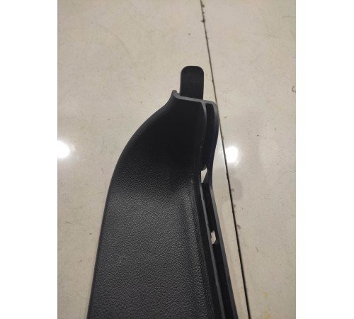 Накладка(пластик) салона передняя левая нижняя