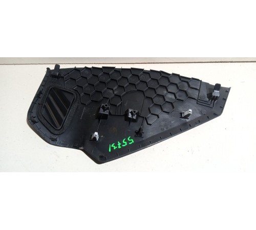 Накладка н торпедо правая