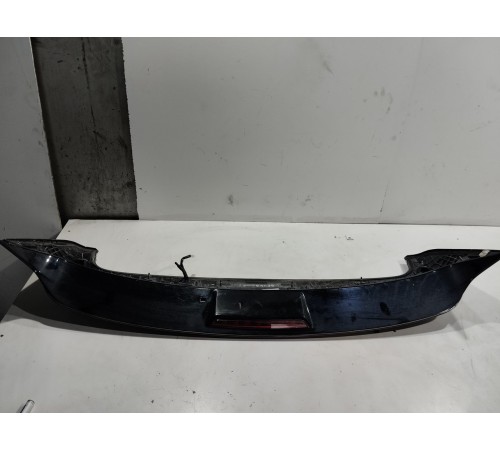 Спойлер крышки багажника