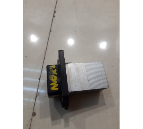 Резистор отопителя(задний)