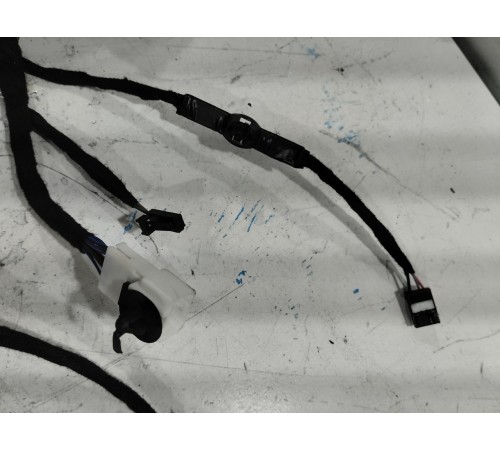 Электропроводка двери передняя правая