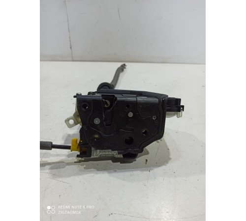 Замок двери (задний правый)