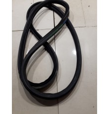 Уплотнитель багажника