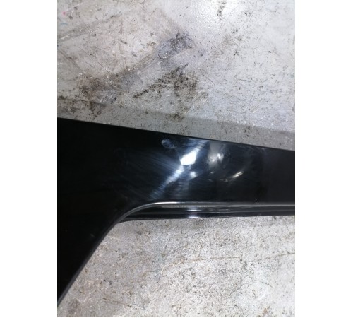 Накладка двери багажника