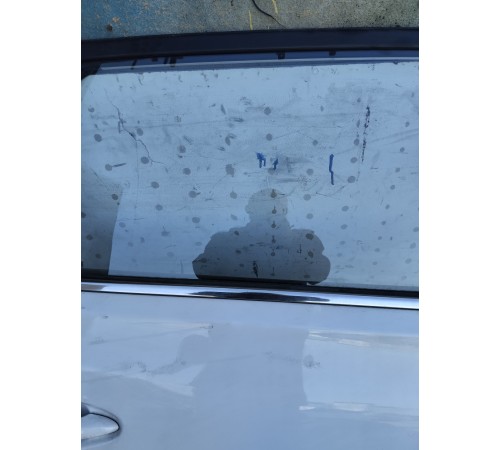 Дверь задняя правая в сборе