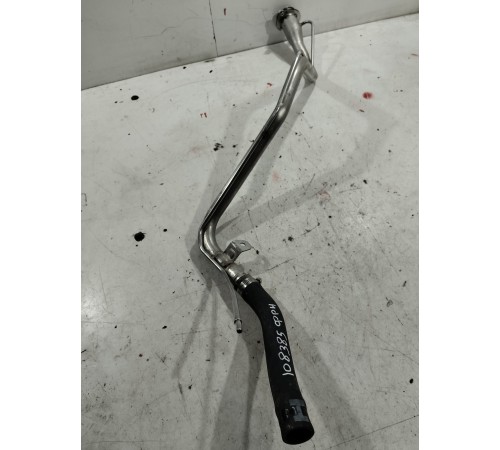 Горловина топливного бака