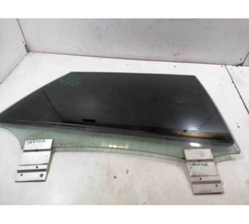 Стекло двери заднее правое