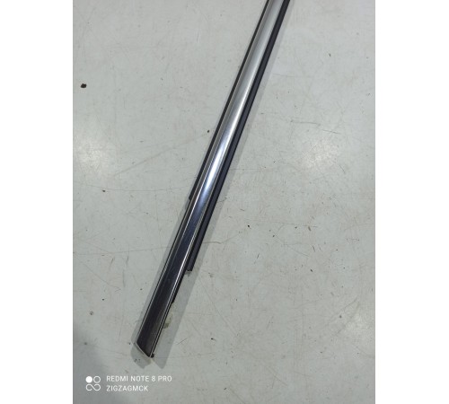 Уплотнитель стекла (задний правый наружный)