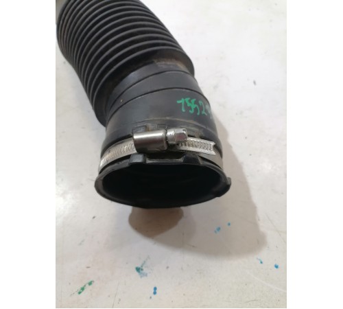 Патрубок воздушного фильтра