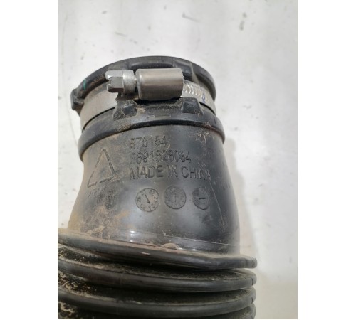 Патрубок воздушного фильтра