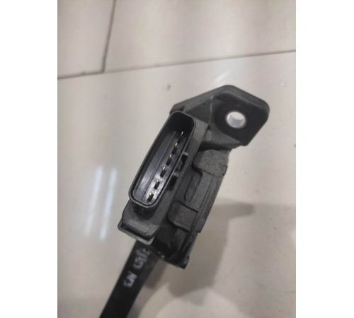 Педаль акселератора