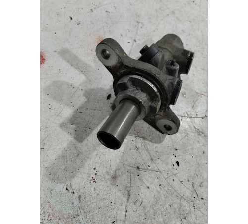 Главный тормозной цилиндр