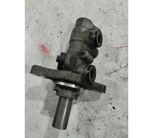 Главный тормозной цилиндр