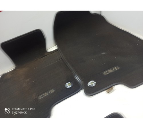 Комплект ковриков салона