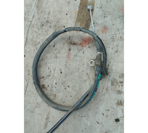 Трос стояночного тормоза центральный