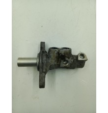 Главный тормозной цилиндр