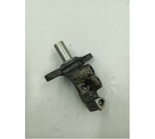 Главный тормозной цилиндр