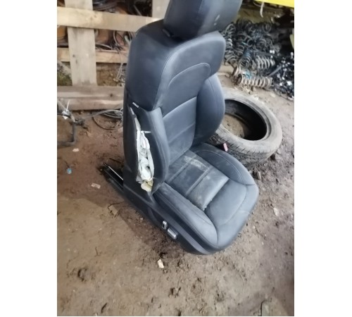 Сиденье переднее правое