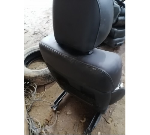 Сиденье переднее правое