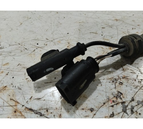 Датчик ABS передний левый