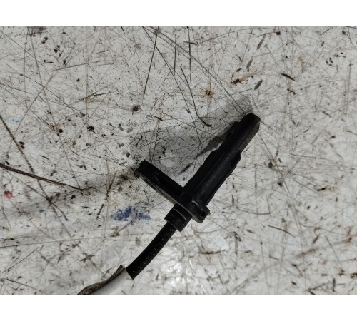 Датчик ABS передний левый