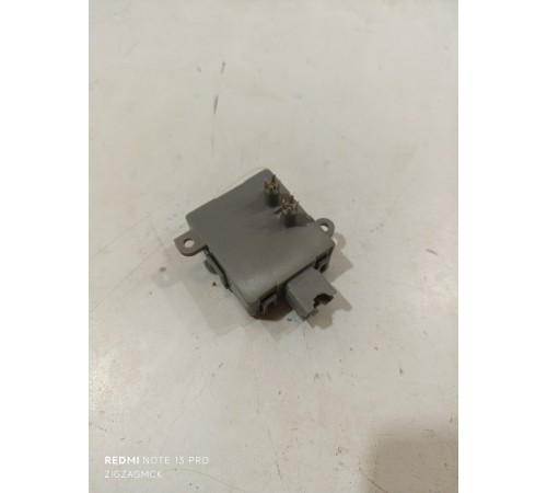 Моторчик привода заслонки отопителя