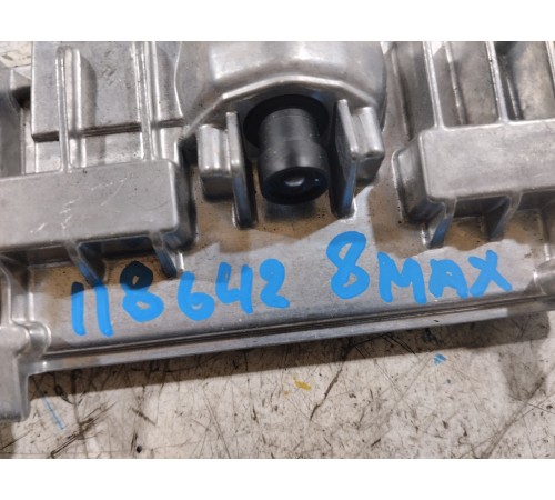 Камера системы удержания в полосе