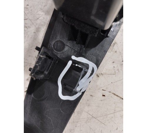 Кнопка стеклоподъёмника задняя левая