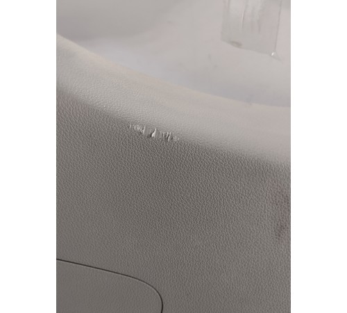 Обшивка крышки багажника