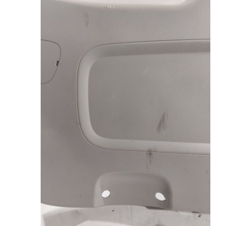 Обшивка крышки багажника