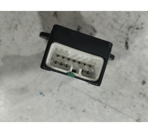 Блок управления подогревом сидений передний правый