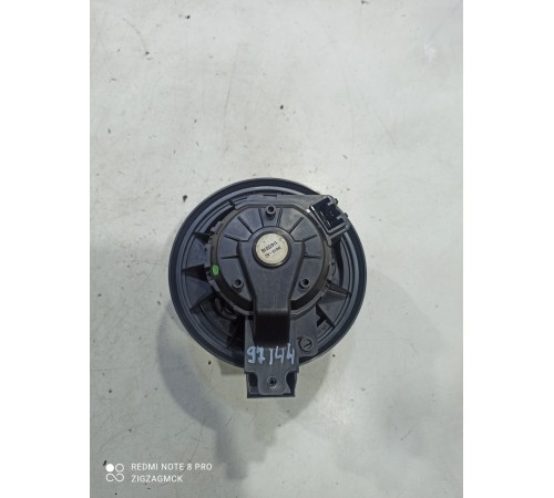 Моторчик отопителя (печки)