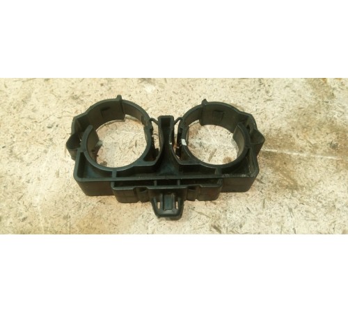 Крепления патрубков охлаждения