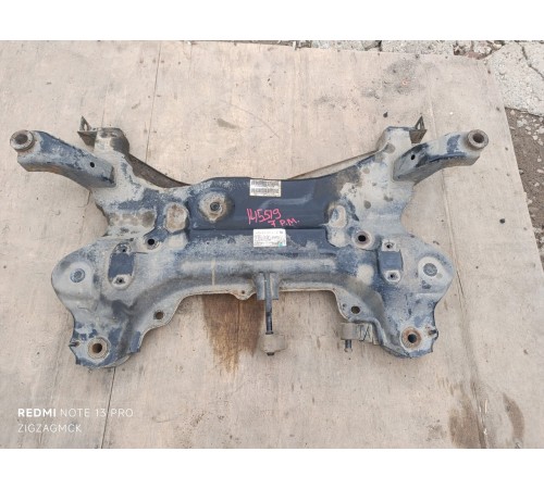 Подрамник передний