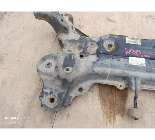 Подрамник передний