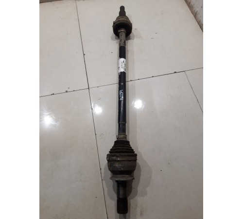 Привод (полуось) (задний, правый)