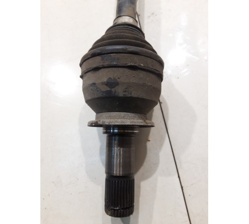 Привод (полуось) (задний, правый)