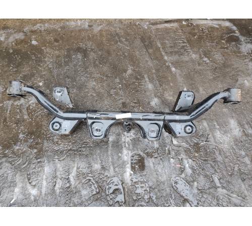 Балка (подрамник) задняя