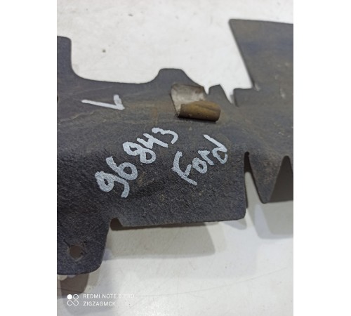 Накладка (пластик) кузова левая