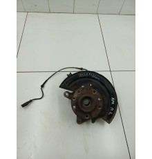 Кулак поворотный передний левый