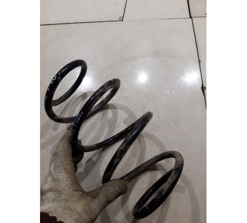 Пружина подвески передняя правая