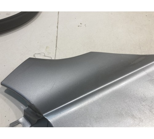 Крыло переднее правое