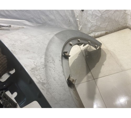 Крыло переднее правое