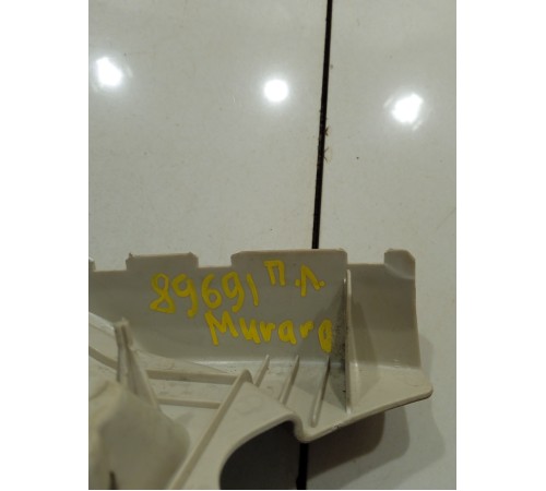 Накладка держателя спинки сиденья (передняя левая левая)