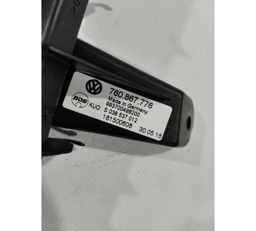 Направляющая стекла(задняя правая)